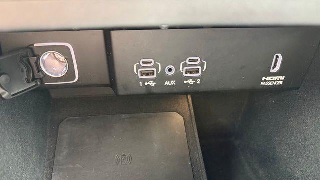 2023 Jeep Wagoneer Carbide