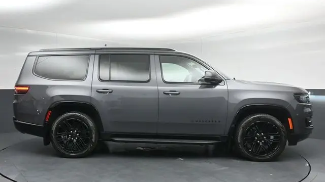 2023 Jeep Wagoneer Carbide