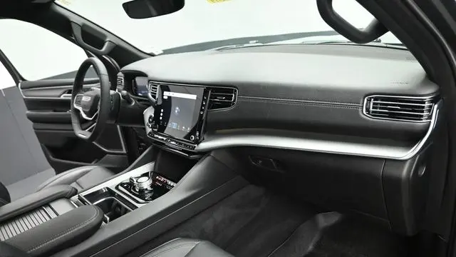 2023 Jeep Wagoneer Carbide