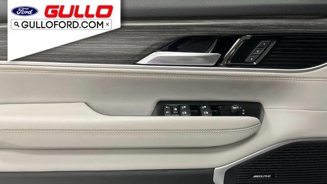 2023 Jeep Wagoneer Carbide
