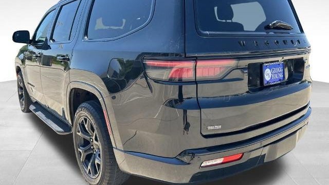 2024 Jeep Wagoneer Carbide