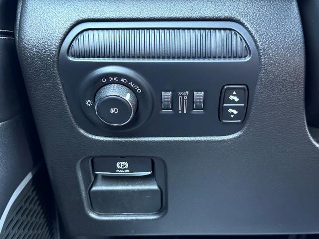2024 Jeep Wagoneer - $42,396
