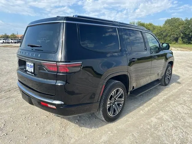 2025 Jeep Wagoneer - $46,000