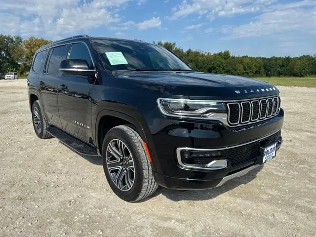 2025 Jeep Wagoneer - $46,000