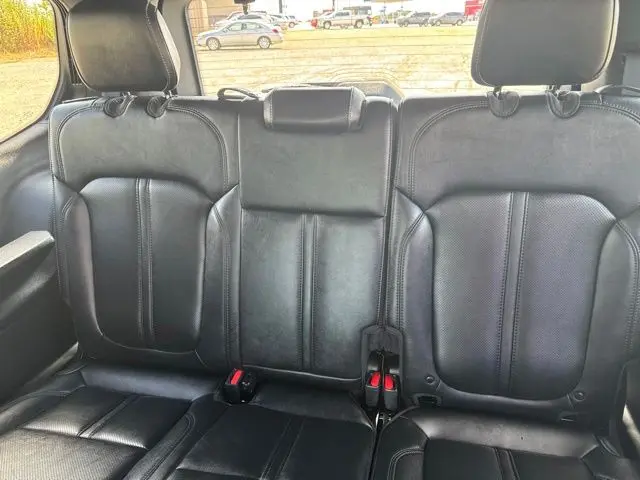 2025 Jeep Wagoneer - $46,000