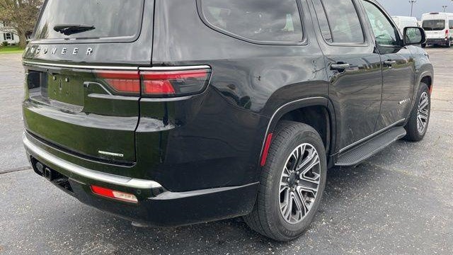 2023 Jeep Wagoneer Carbide