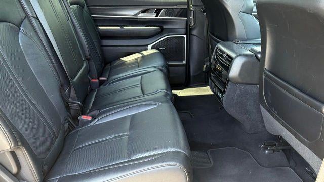 2023 Jeep Wagoneer Carbide