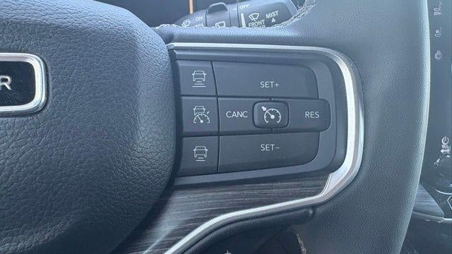 2023 Jeep Wagoneer Carbide