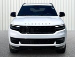 2023 Wagoneer Thumbnail 3