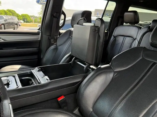 2024 Jeep Wagoneer - $37,500