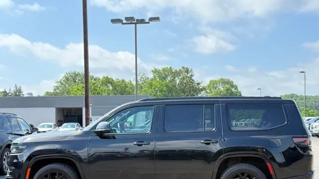 2024 Jeep Wagoneer Series II