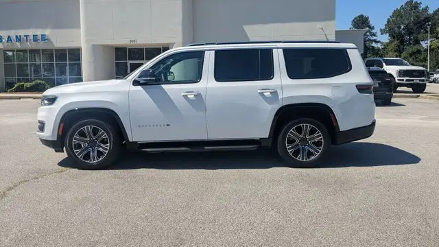 2024 Jeep Wagoneer Series II