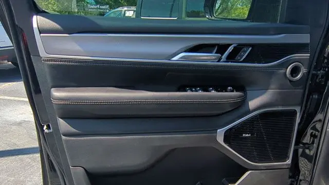 2026 Jeep Grand Wagoneer Limited Altitude