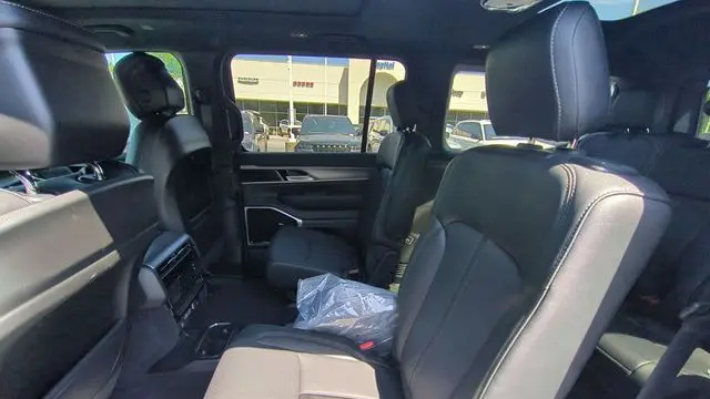2026 Jeep Grand Wagoneer Limited Altitude