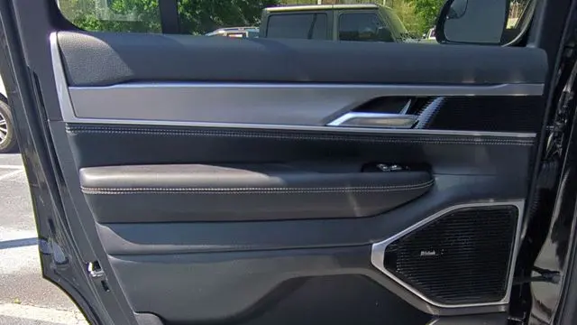 2026 Jeep Grand Wagoneer Limited Altitude