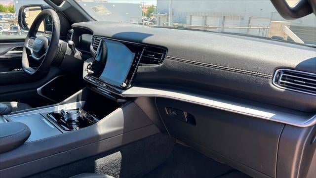 2026 Jeep Grand Wagoneer Limited Altitude