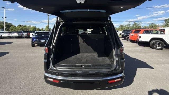 2023 Jeep Wagoneer Carbide