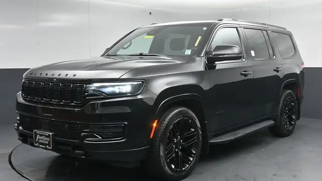 2023 Jeep Wagoneer Carbide