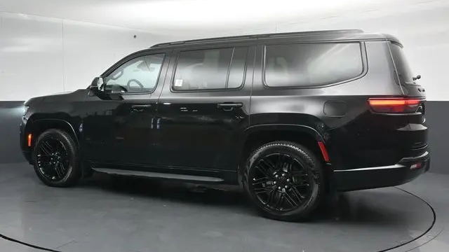 2023 Jeep Wagoneer Carbide