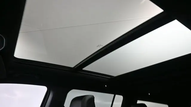 2023 Jeep Wagoneer Carbide