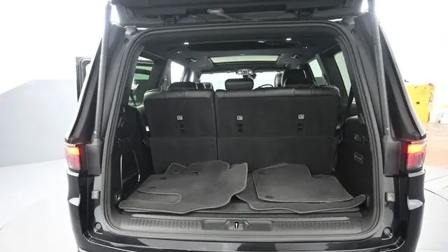 2023 Jeep Wagoneer Carbide