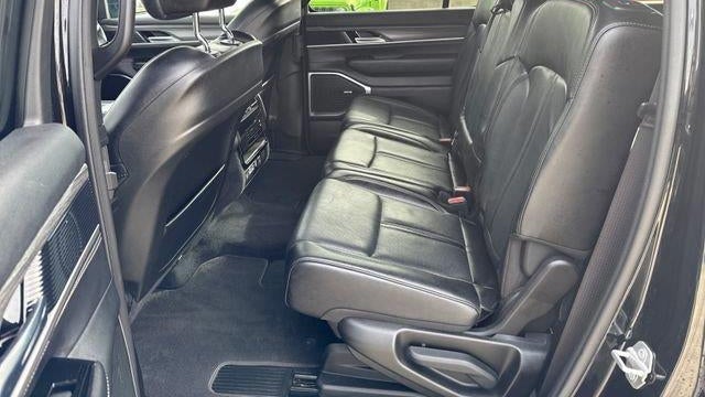 2024 Jeep Wagoneer Carbide