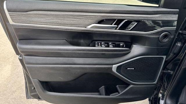 2024 Jeep Wagoneer Carbide