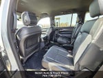 2024 Wagoneer Thumbnail 8
