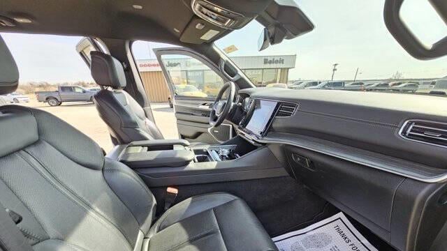 2024 Jeep Wagoneer Series II