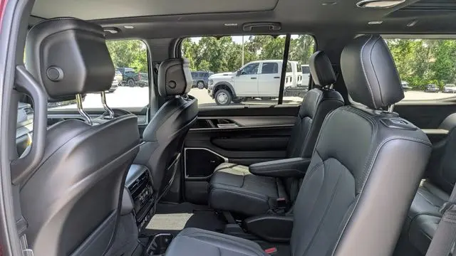 2026 Jeep Grand Wagoneer Limited Reserve