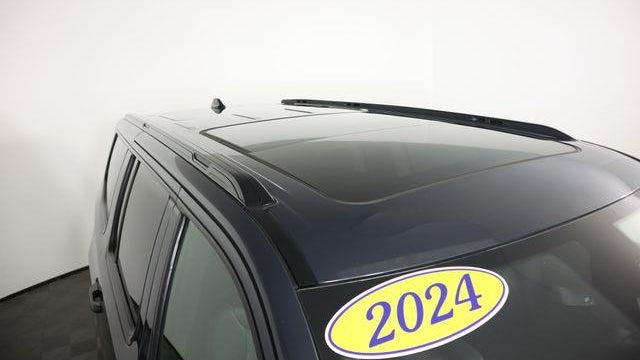 2024 Jeep Wagoneer Carbide