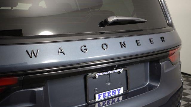 2024 Jeep Wagoneer Carbide