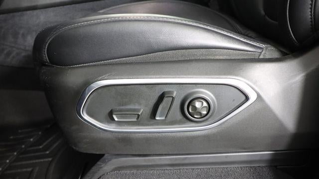 2024 Jeep Wagoneer Carbide
