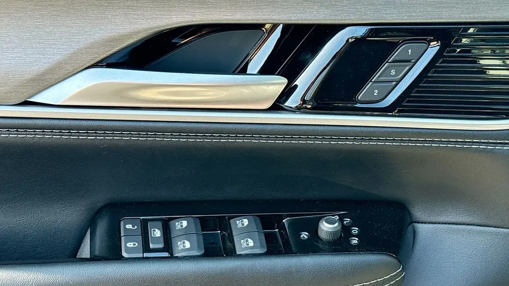 2026 Jeep Grand Wagoneer Limited Altitude