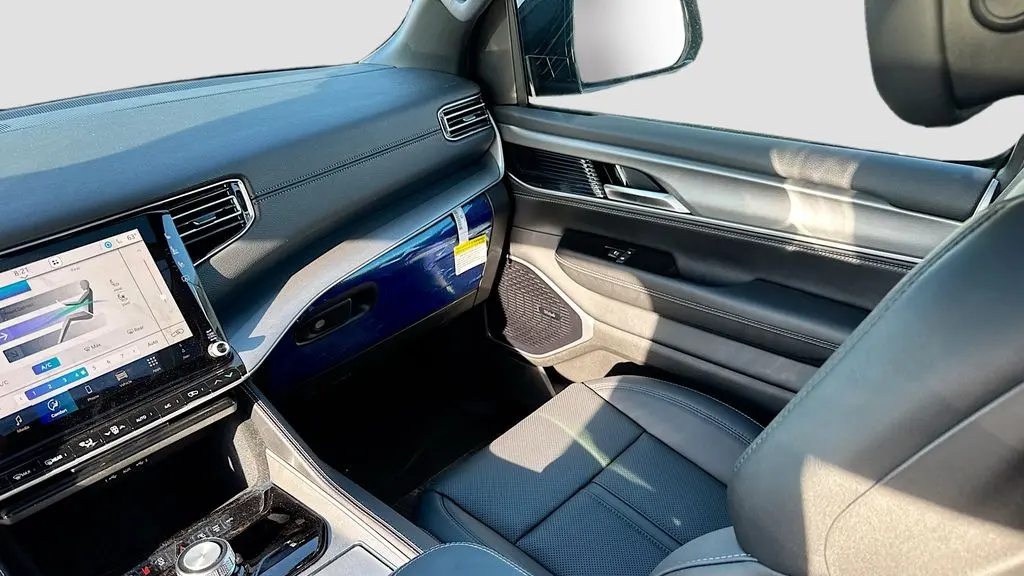 2026 Jeep Grand Wagoneer Limited Altitude