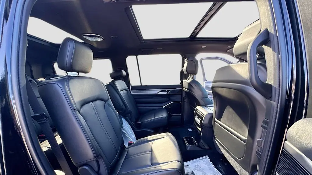 2026 Jeep Grand Wagoneer Limited Altitude