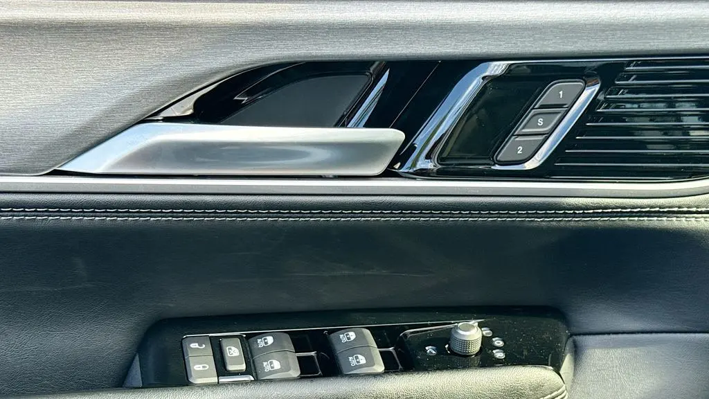 2026 Jeep Grand Wagoneer Limited Altitude