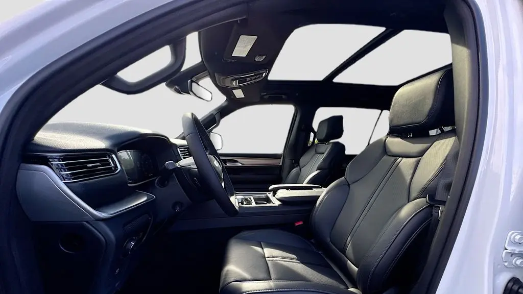 2026 Jeep Grand Wagoneer Limited Altitude