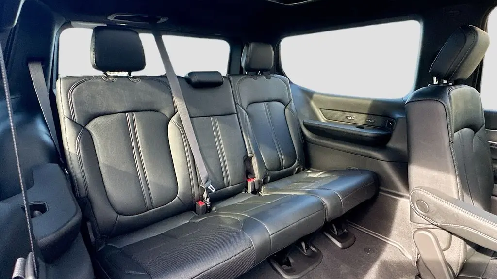 2026 Jeep Grand Wagoneer Limited Altitude
