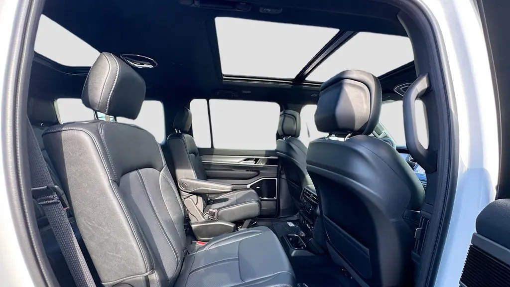 2026 Jeep Grand Wagoneer Limited Altitude