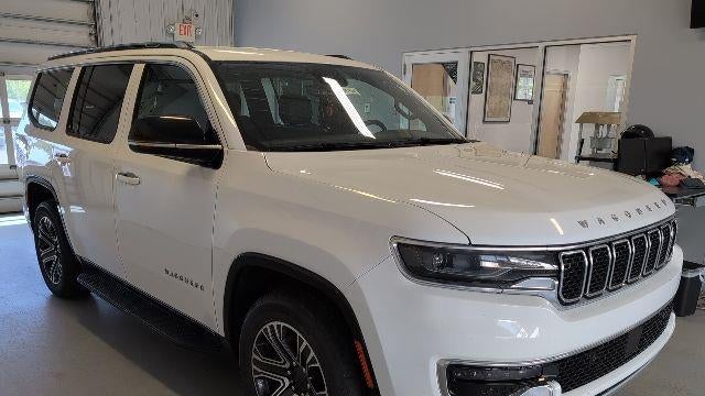 2023 Jeep Wagoneer Carbide