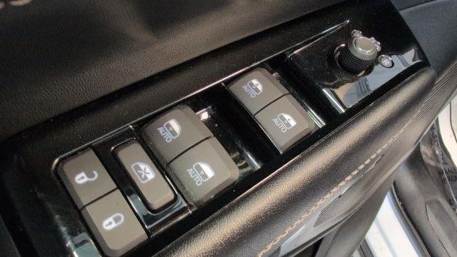 2023 Jeep Wagoneer Carbide
