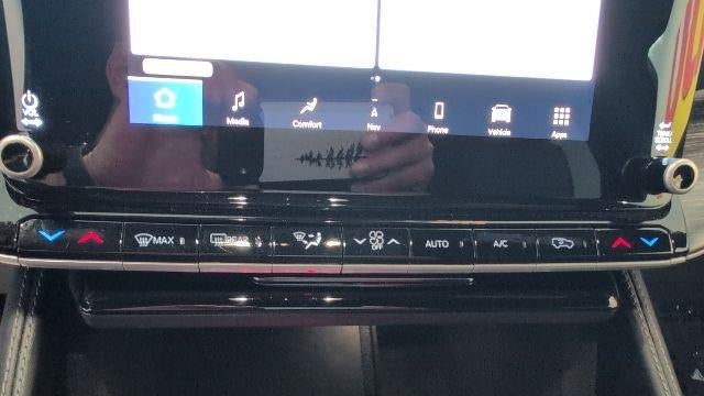 2023 Jeep Wagoneer Carbide