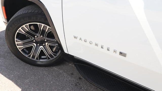 2024 Jeep Wagoneer Carbide