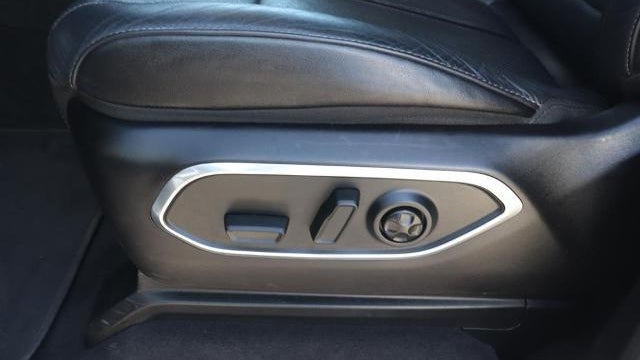 2024 Jeep Wagoneer Carbide