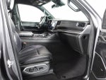2024 Wagoneer Thumbnail 18