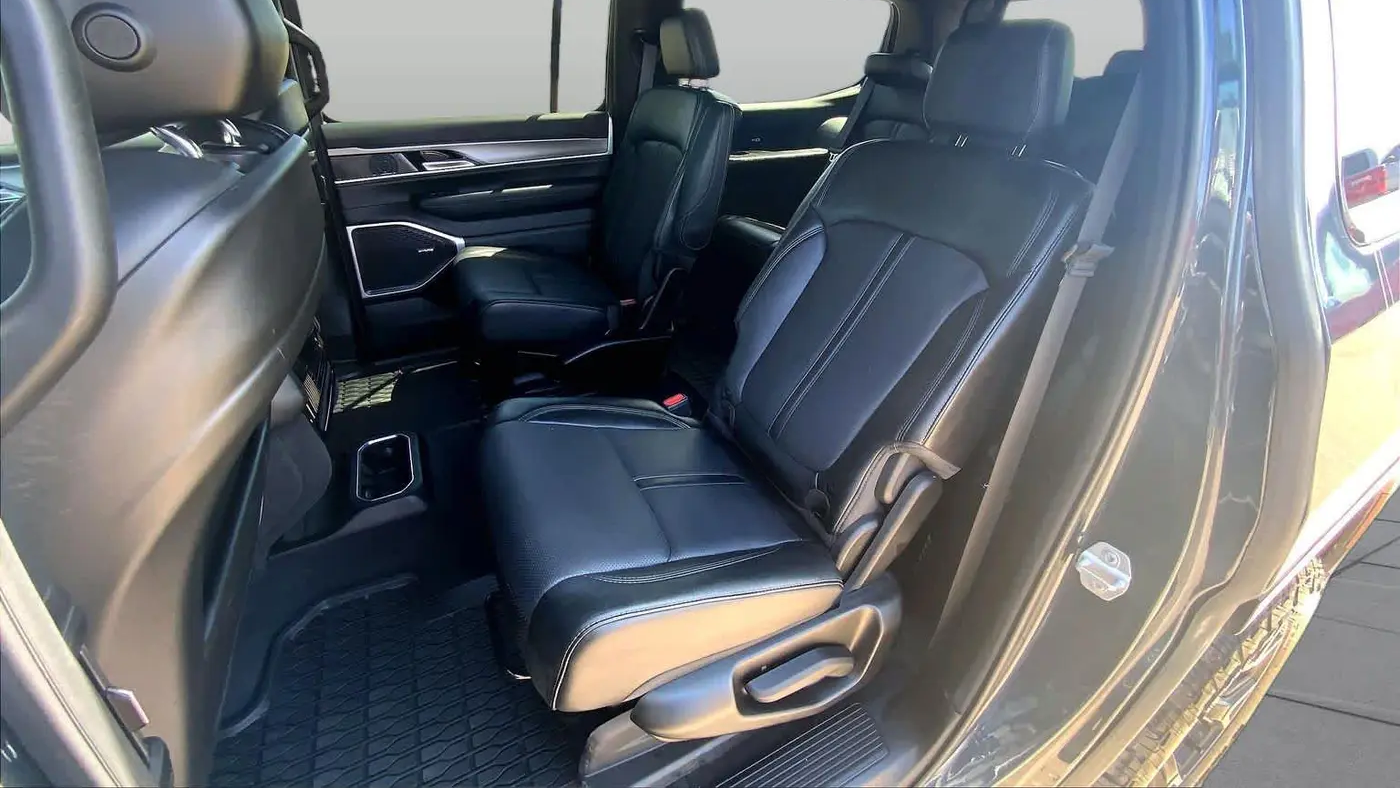 2025 Jeep Wagoneer Series II
