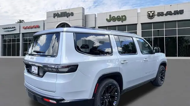 2026 Jeep Grand Wagoneer Limited Reserve