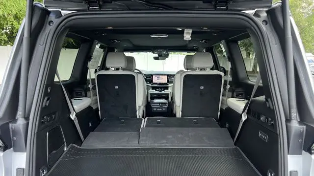 2026 Jeep Grand Wagoneer Limited Reserve