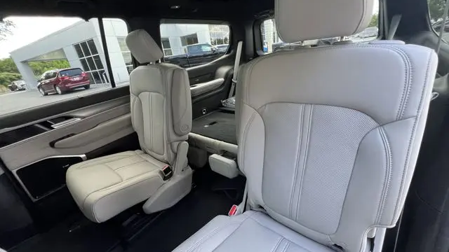 2026 Jeep Grand Wagoneer Limited Reserve
